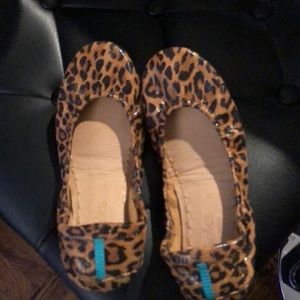 Tieks leopard flats. Worn for a few hours. Size 5